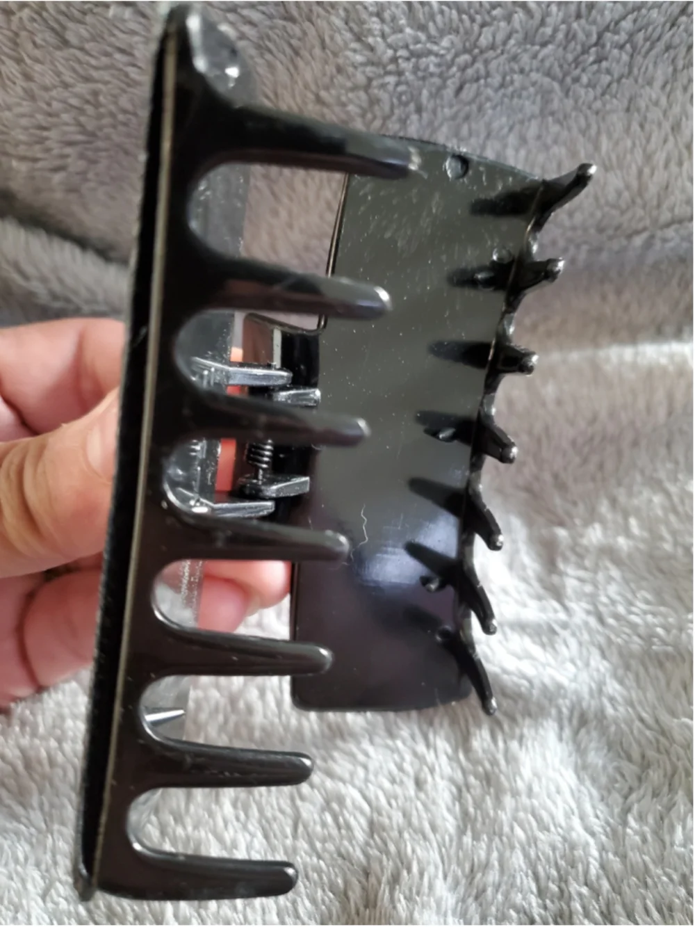Women's Black Grey claw clips